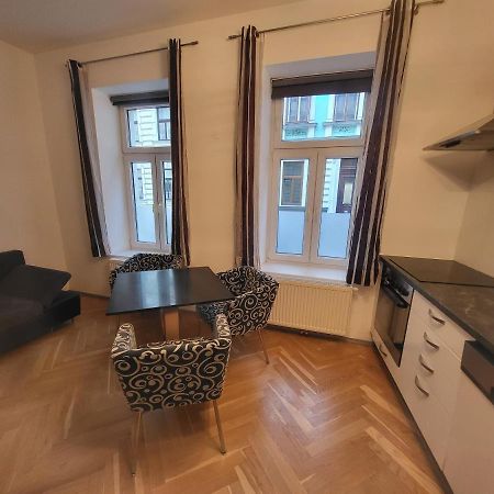 CozyNite Premium Apartment Hundertwasser Wien Exterior foto