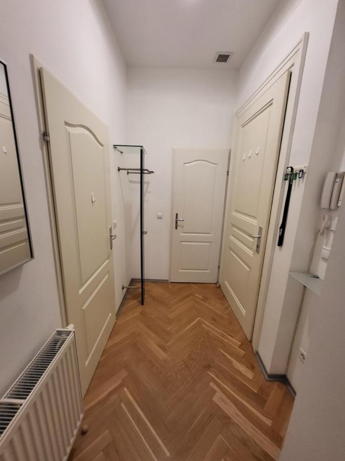 CozyNite Premium Apartment Hundertwasser Wien Exterior foto